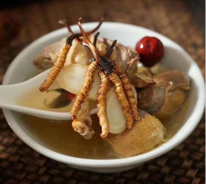 回到宋朝，約宋徽宗斗茶